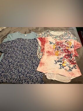 Ladies 3X bundle 4 shirts